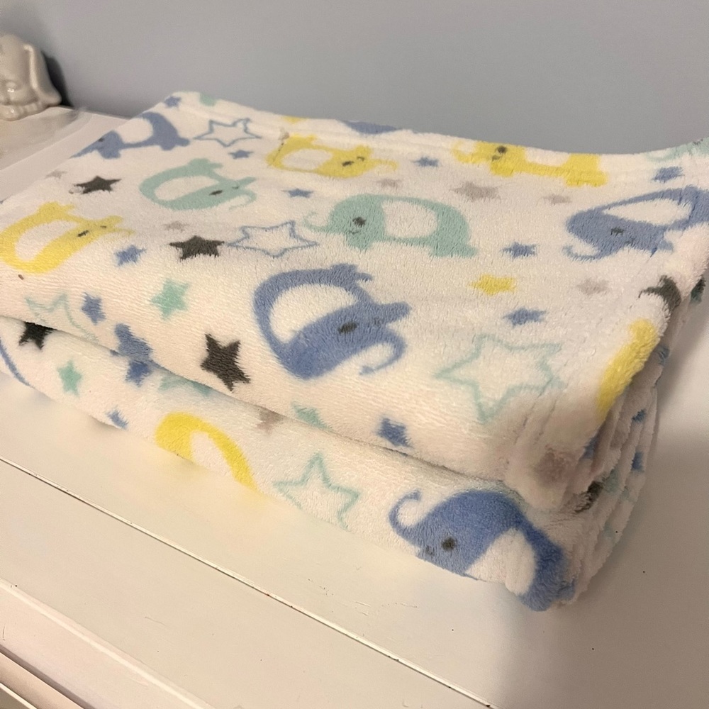 2 Gently used baby blankets. Soft Sherpa.